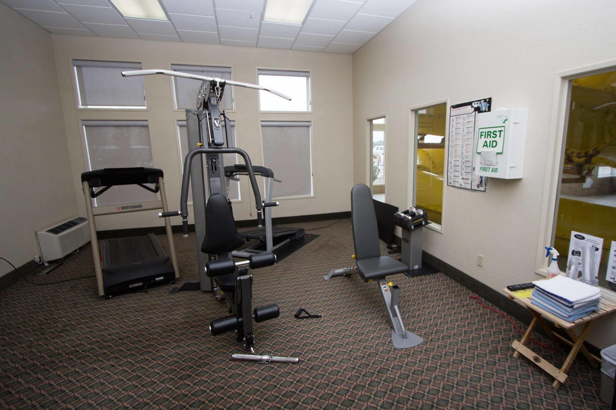 Service Plus Inns & Suites Drayton Valley Exterior photo